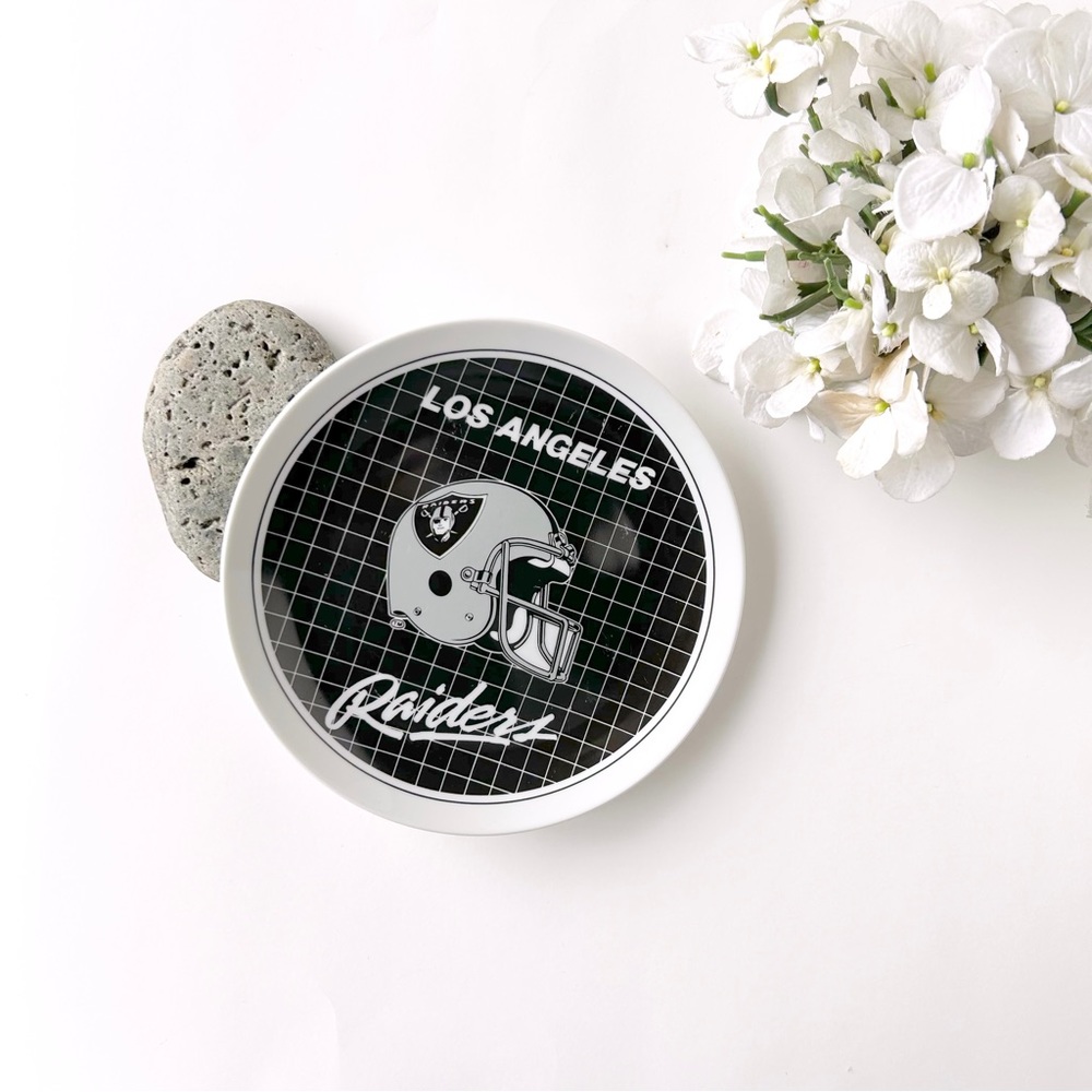 Vintage Papel NFL Los Angeles Raiders Ceramic Plate